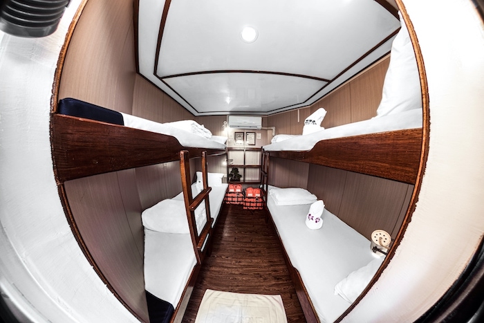 4人部屋/マンタクイーン3/シミランクルーズ