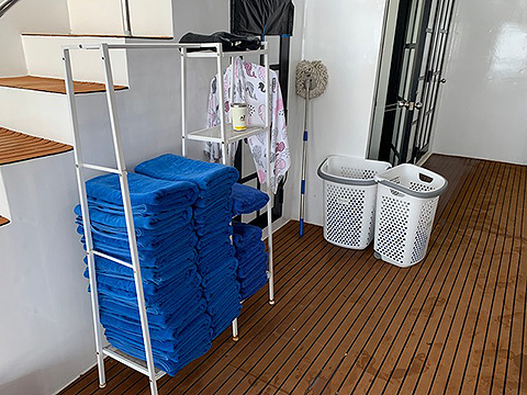 SIMILAN ISLAND - RICHELIEU ROCK DIVING SAFARI/MV MANDARIN QUEEN9#ex5