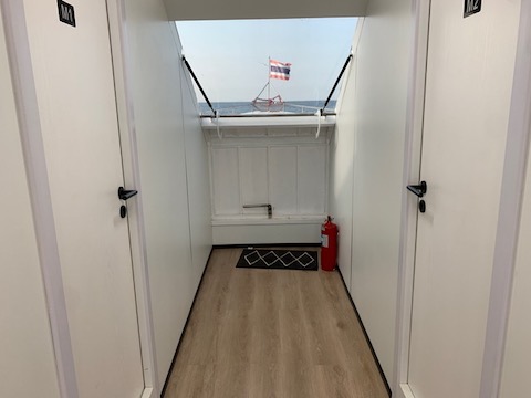 SIMILAN ISLAND - RICHELIEU ROCK DIVING SAFARI/MV MANDARIN QUEEN9#ex9