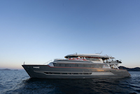 Panunee #1／Raja ampat dive liveaboard