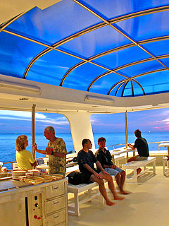 MAIN IMAGE/HOBO-YA SIMILAN/DIVE SAFARI/M/V SONBOON