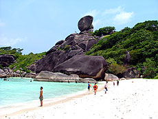 HOBO-YA SIMILAN／SIMILAN ISLANDS／DAY TRIP SNORKELING (SEASTAR)／SIMILAN ISLAND #1